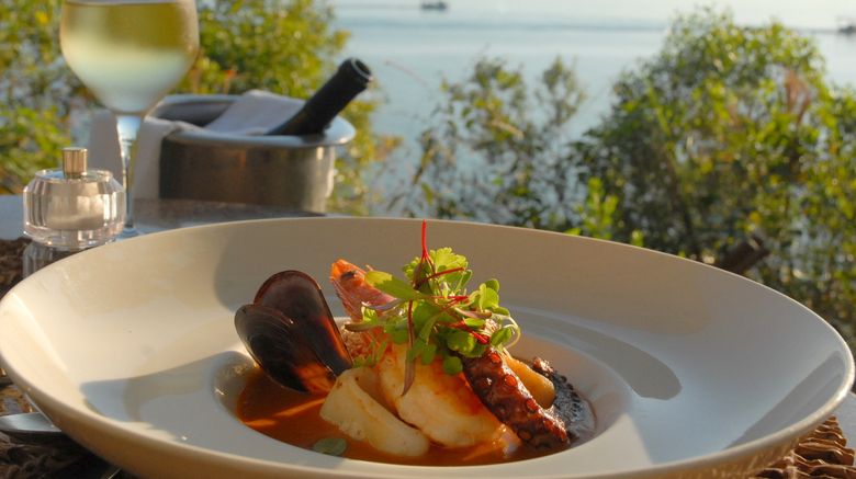 <b>Ponta dos Ganchos Resort Restaurant</b>. Images powered by <a href="https://www.leonardoworldwide.com/" title="Leonardo Worldwide" target="_blank">Leonardo</a>.