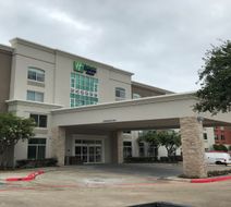 Holiday Inn Express Arlington North Exterior