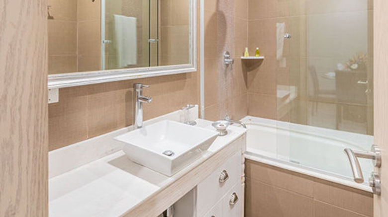 <b>Lamartine 619 Residencial Room</b>. Images powered by <a href="https://www.leonardoworldwide.com/" title="Leonardo Worldwide" target="_blank">Leonardo</a>.