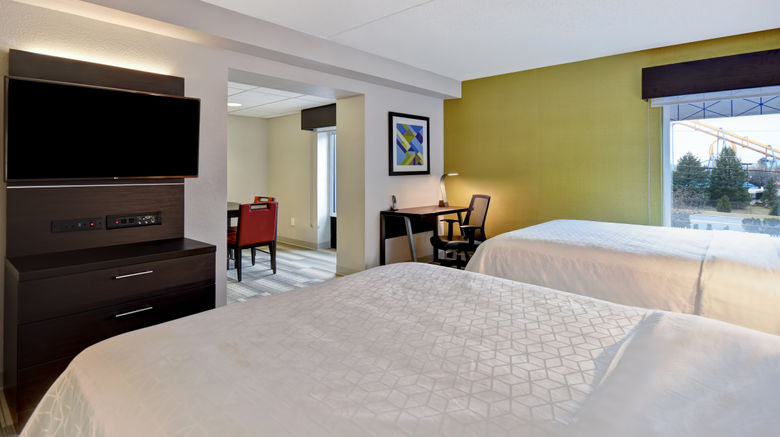 <b>Holiday Inn Express & Suites Room</b>. Images powered by <a href="https://www.leonardoworldwide.com/" title="Leonardo Worldwide" target="_blank">Leonardo</a>.
