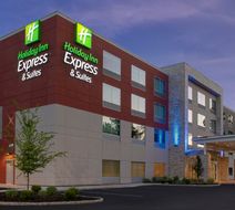 Holiday Inn Express & Suites Kingsland Exterior