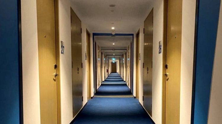 Holiday Inn Express Singapore Katong Lobby
