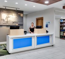 Holiday Inn Express & Suites San Antonio Lobby