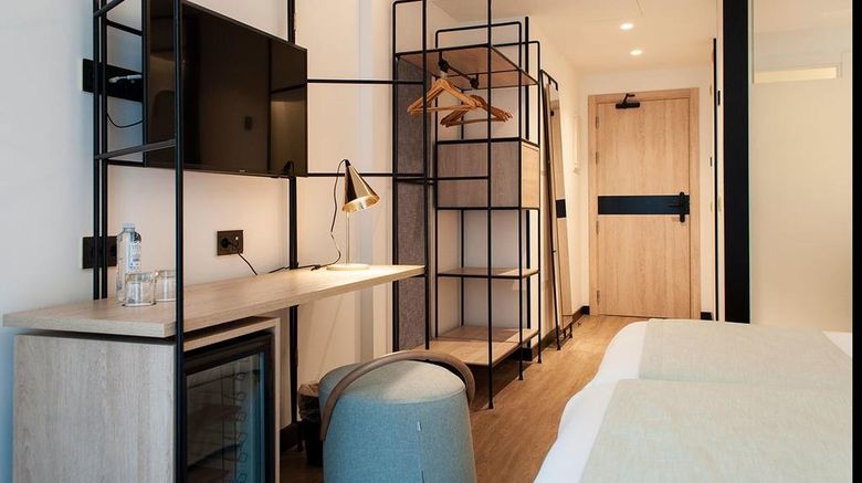 <b>Ars Magna Bleisure Hotel Room</b>. Images powered by <a href="https://www.leonardoworldwide.com/" title="Leonardo Worldwide" target="_blank">Leonardo</a>.