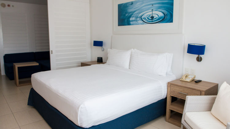 Holiday Inn Acapulco La Isla Suite