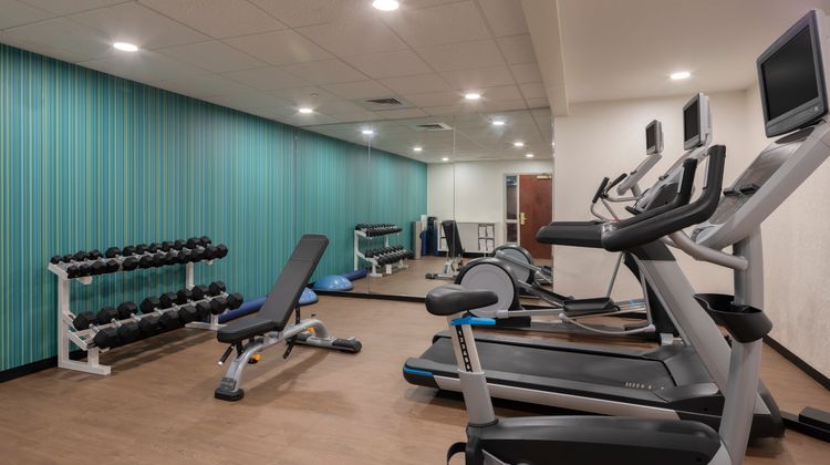 Holiday Inn Express Hotel & Suites Health Club