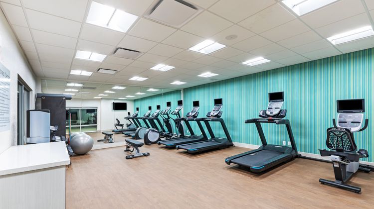 Holiday Inn Express & Suites Parsons Health Club