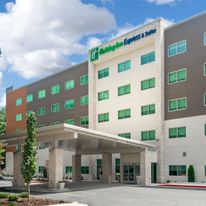 Holiday Inn Exp & Suites Atlanta Arp NE