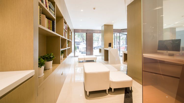 Holiday Inn Express Chengde Downtown Exterior