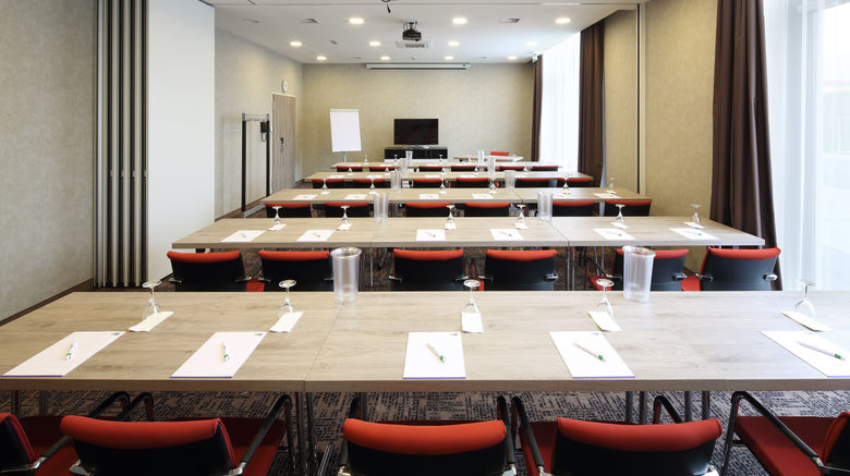 <b>Holiday Inn Express Friedrichshafen Meeting</b>. Images powered by <a href="https://www.leonardoworldwide.com/" title="Leonardo Worldwide" target="_blank">Leonardo</a>.