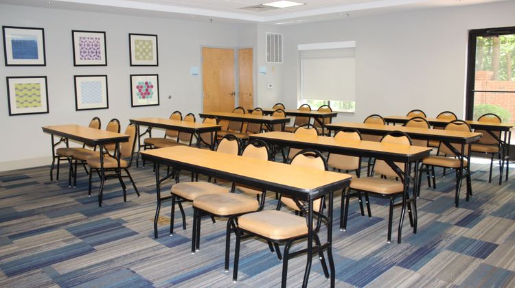 Holiday Inn Express Forest City Meeting