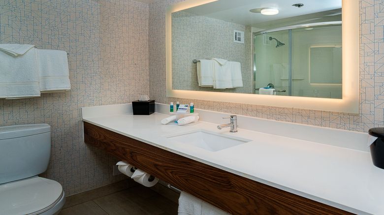 <b>Holiday Inn Express Fullerton Room</b>. Images powered by <a href="https://www.leonardoworldwide.com/" title="Leonardo Worldwide" target="_blank">Leonardo</a>.