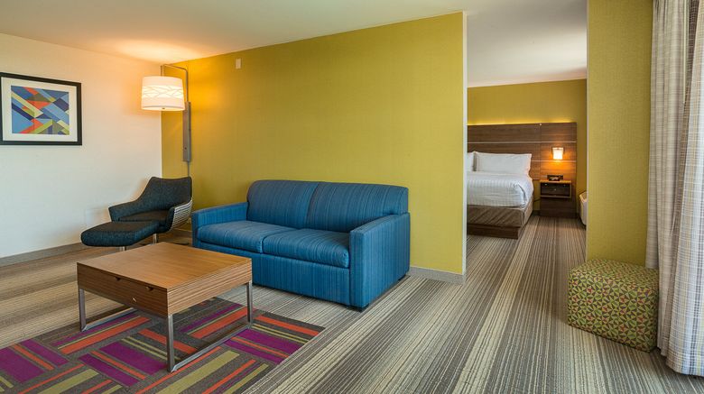 <b>Holiday Inn Express Fullerton Room</b>. Images powered by <a href="https://www.leonardoworldwide.com/" title="Leonardo Worldwide" target="_blank">Leonardo</a>.