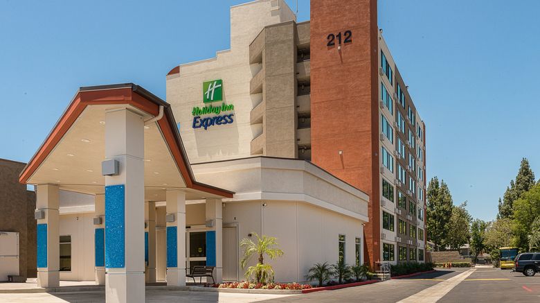 Holiday Inn Express Fullerton Exterior. Images powered by <a href="https://www.leonardoworldwide.com" target="_blank" rel="noopener">Leonardo</a>.