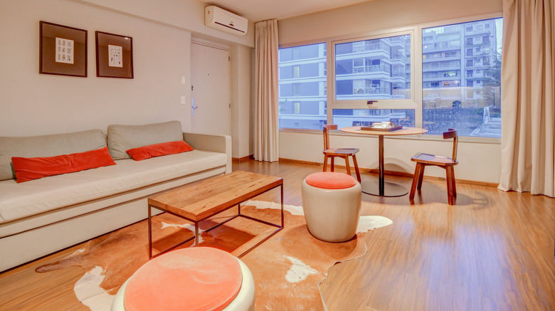<b>Palermo Soho Square Room</b>. Images powered by <a href="https://www.leonardoworldwide.com/" title="Leonardo Worldwide" target="_blank">Leonardo</a>.