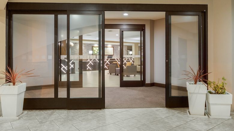 <b>Holiday Inn La Mirada Exterior</b>. Images powered by <a href="https://www.leonardoworldwide.com/" title="Leonardo Worldwide" target="_blank">Leonardo</a>.