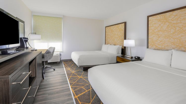 Holiday Inn La Mirada Room