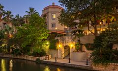 Hotel Indigo San Antonio Riverwalk