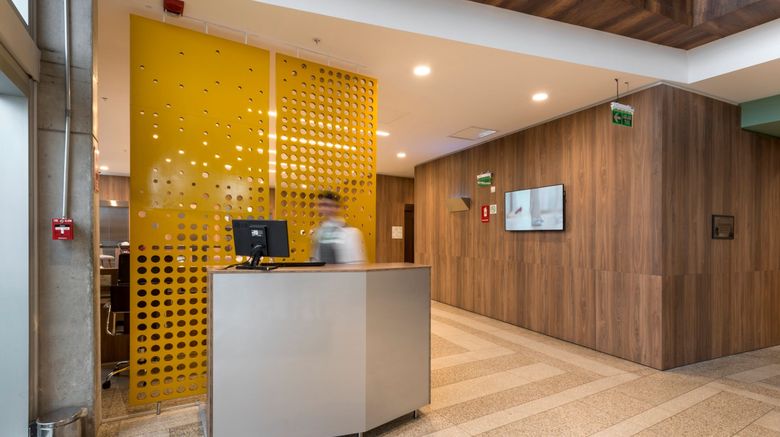 <b>Holiday Inn Lima Airport Lobby</b>. Images powered by <a href="https://www.leonardoworldwide.com/" title="Leonardo Worldwide" target="_blank">Leonardo</a>.