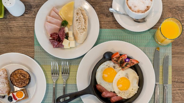 <b>Holiday Inn Lima Airport Restaurant</b>. Images powered by <a href="https://www.leonardoworldwide.com/" title="Leonardo Worldwide" target="_blank">Leonardo</a>.