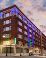 Holiday Inn Express Kansas City Downtown