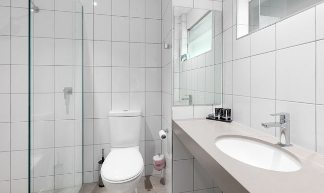 The Henty Traveller Room