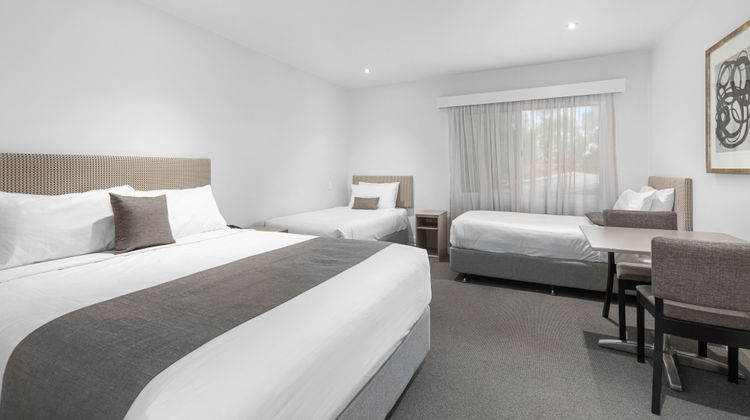 The Henty Traveller Room