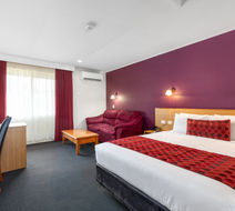 The Henty Traveller Room