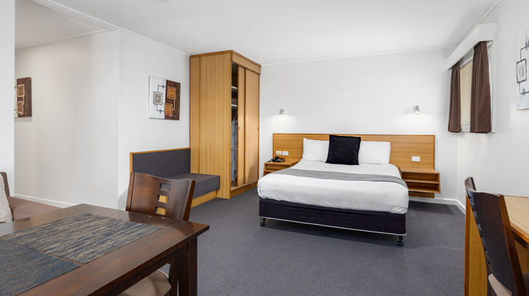 The Henty Traveller Room