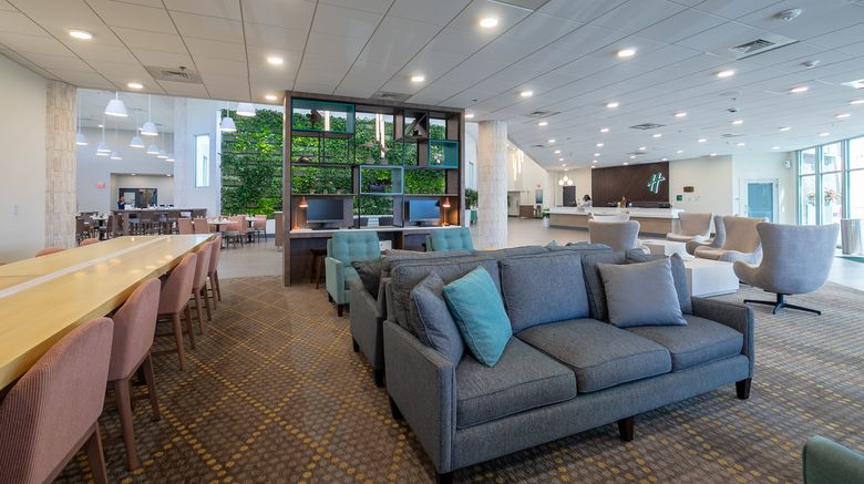 <b>Holiday Inn Panama City Lobby</b>. Images powered by <a href="https://www.leonardoworldwide.com/" title="Leonardo Worldwide" target="_blank">Leonardo</a>.