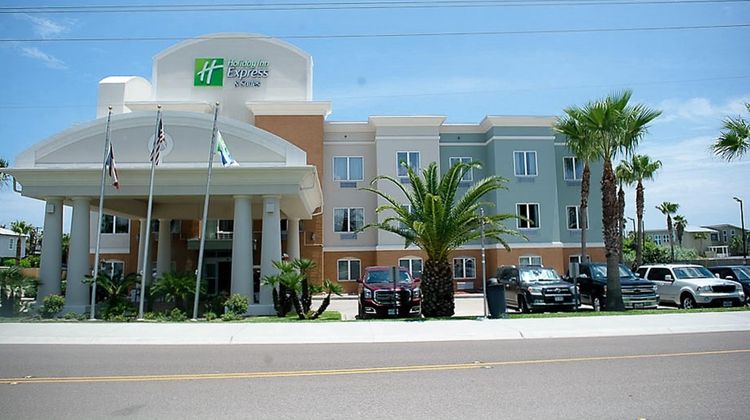 Holiday Inn Express Hotel & Suites Exterior