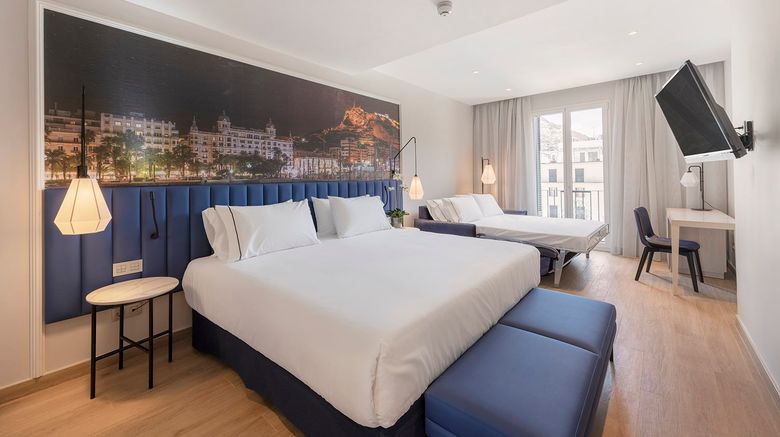 <b>Eurostars Mediterranea Plaza Room</b>. Images powered by <a href="https://www.leonardoworldwide.com/" title="Leonardo Worldwide" target="_blank">Leonardo</a>.