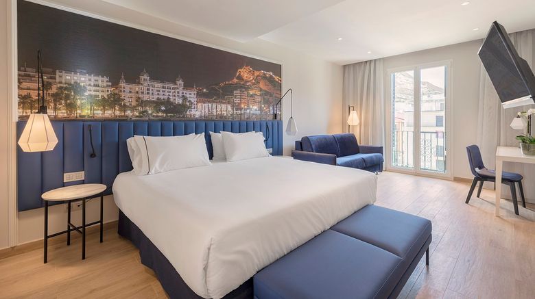 <b>Eurostars Mediterranea Plaza Room</b>. Images powered by <a href="https://www.leonardoworldwide.com/" title="Leonardo Worldwide" target="_blank">Leonardo</a>.