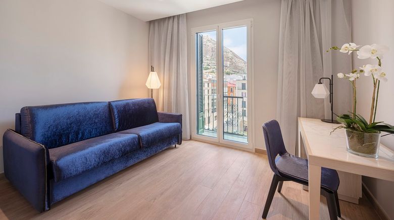 <b>Eurostars Mediterranea Plaza Room</b>. Images powered by <a href="https://www.leonardoworldwide.com/" title="Leonardo Worldwide" target="_blank">Leonardo</a>.