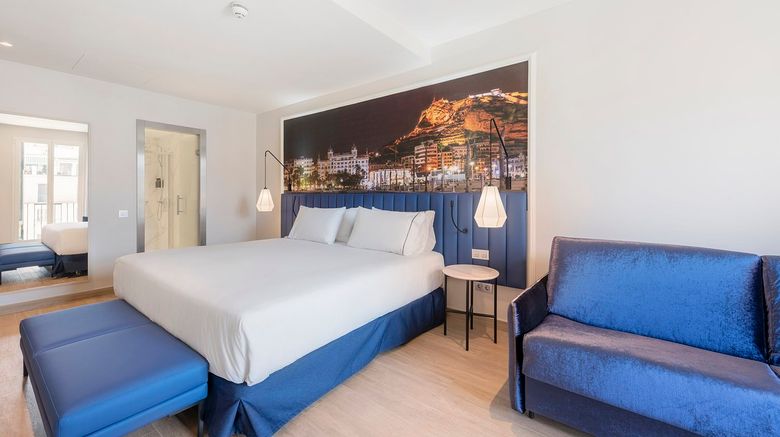 <b>Eurostars Mediterranea Plaza Room</b>. Images powered by <a href="https://www.leonardoworldwide.com/" title="Leonardo Worldwide" target="_blank">Leonardo</a>.