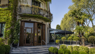 De la Ville Hotel