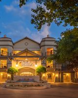 Hotel Indigo San Antonio Riverwalk
