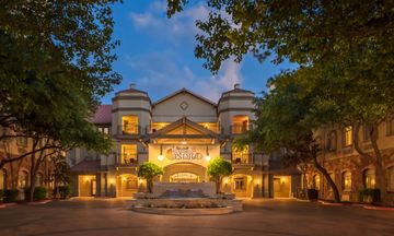 Hotel Indigo San Antonio Riverwalk