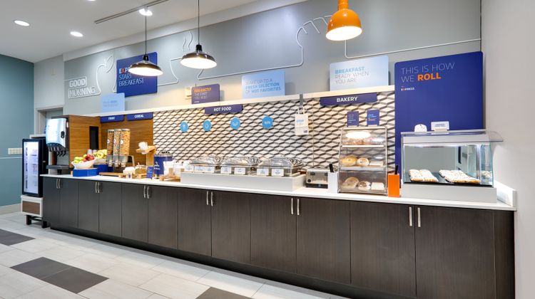 Holiday Inn Express Hotel & Suites Restaurant