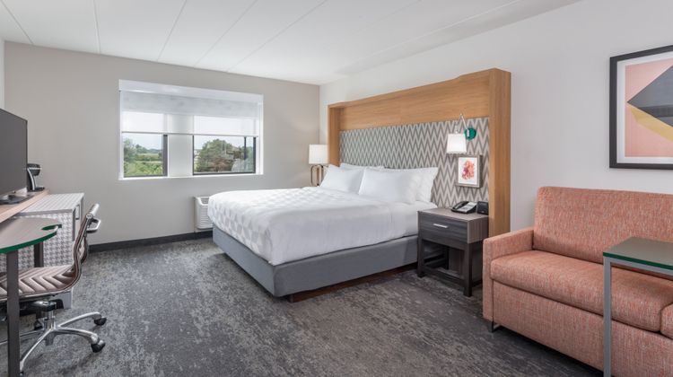 Holiday Inn Columbus Room