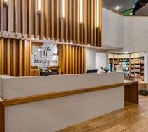 Holiday Inn Columbus Lobby