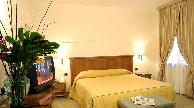 <b>Excelsior Hotel Room</b>. Images powered by <a href="https://www.leonardoworldwide.com/" title="Leonardo Worldwide" target="_blank">Leonardo</a>.