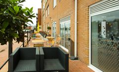 Holiday Inn Express Cardiff Bay