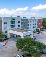Holiday Inn Express Arlington North