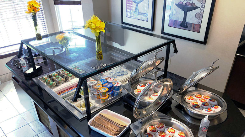 <b>Staybridge Suites Valley Forge Restaurant</b>. Images powered by <a href="https://www.leonardoworldwide.com/" title="Leonardo Worldwide" target="_blank">Leonardo</a>.