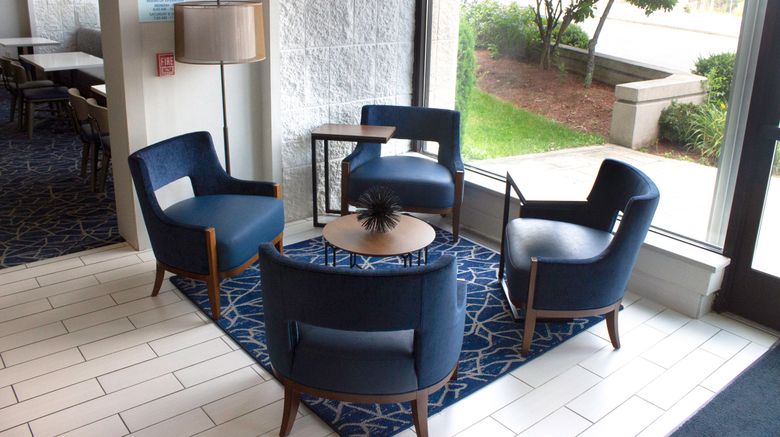 <b>Holiday Inn Express & Suites Lobby</b>. Images powered by <a href="https://www.leonardoworldwide.com/" title="Leonardo Worldwide" target="_blank">Leonardo</a>.