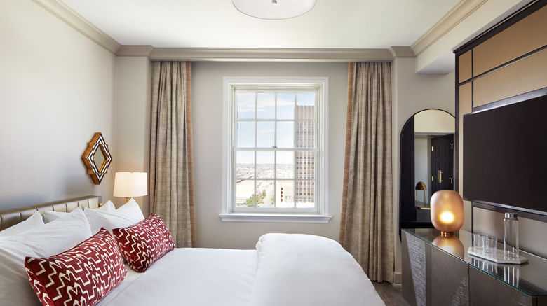 <b>The Plaza Hotel Pioneer Park Suite</b>. Images powered by <a href="https://www.leonardoworldwide.com/" title="Leonardo Worldwide" target="_blank">Leonardo</a>.