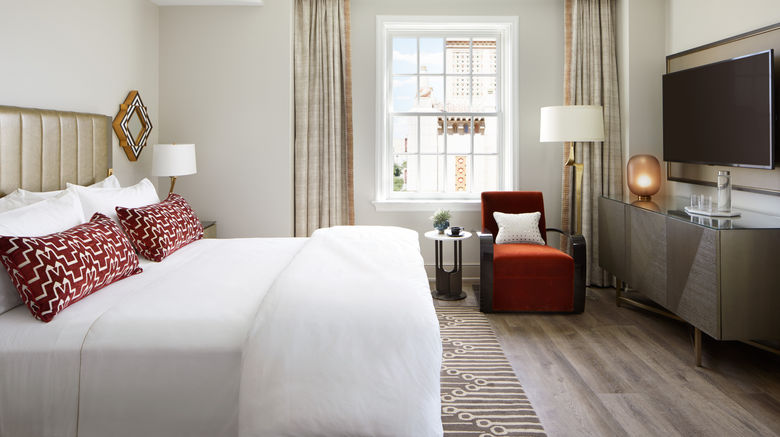<b>The Plaza Hotel Pioneer Park Room</b>. Images powered by <a href="https://www.leonardoworldwide.com/" title="Leonardo Worldwide" target="_blank">Leonardo</a>.