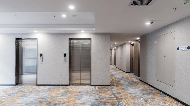 <b>Holiday Inn Express Pudong Chuansha Lobby</b>. Images powered by <a href="https://www.leonardoworldwide.com/" title="Leonardo Worldwide" target="_blank">Leonardo</a>.