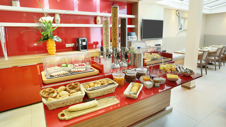 <b>Le Grand Hotel de Normandie Restaurant</b>. Images powered by <a href="https://www.leonardoworldwide.com/" title="Leonardo Worldwide" target="_blank">Leonardo</a>.